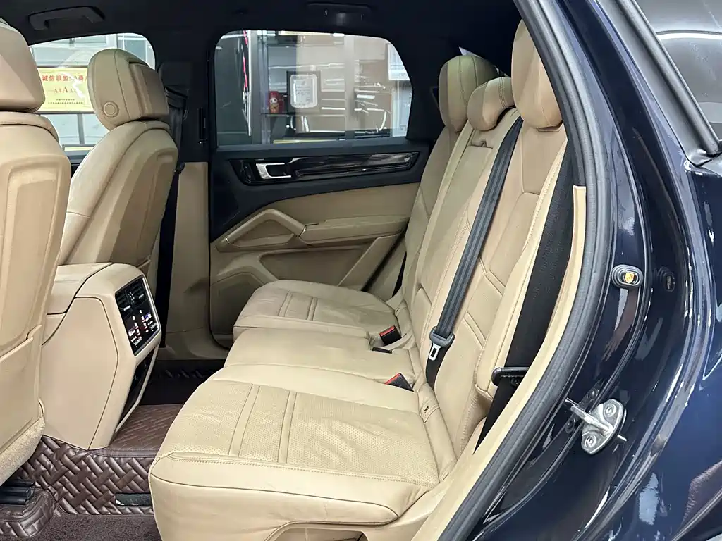 Porsche Cayenne 2018 Cayenne 3.0T