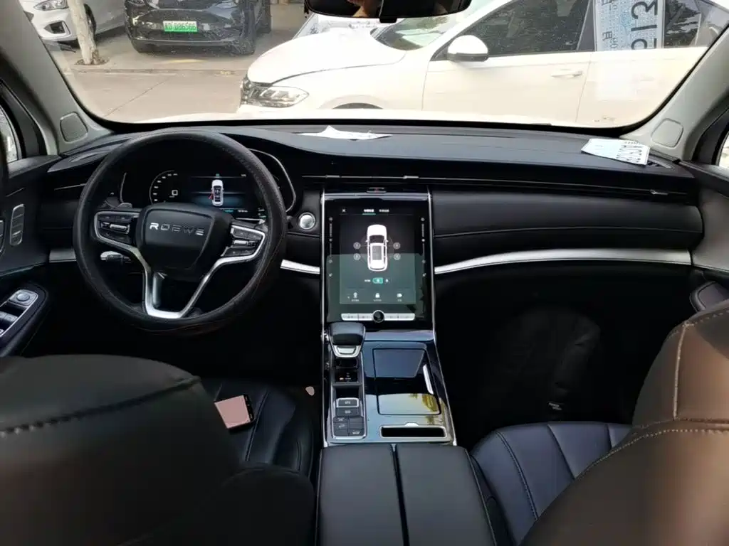 Roewe RX5 MAX — миниатюра 10
