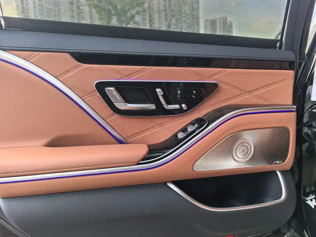 Mercedes-Benz S-Class — миниатюра 15