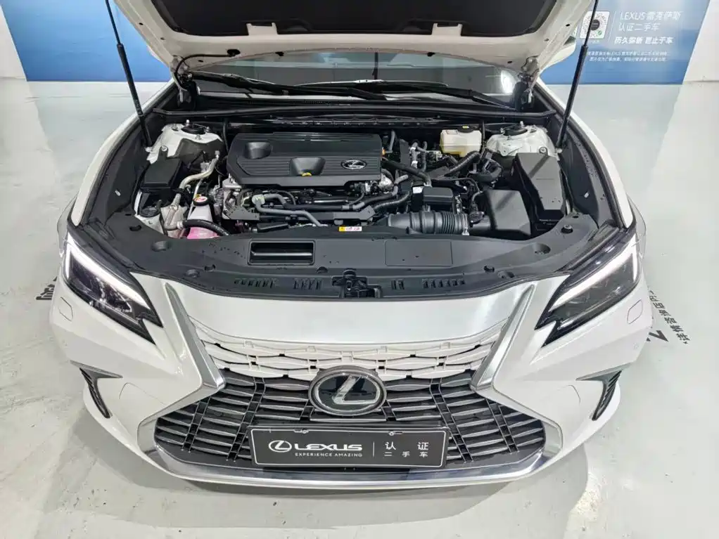 Lexus ES — миниатюра 9