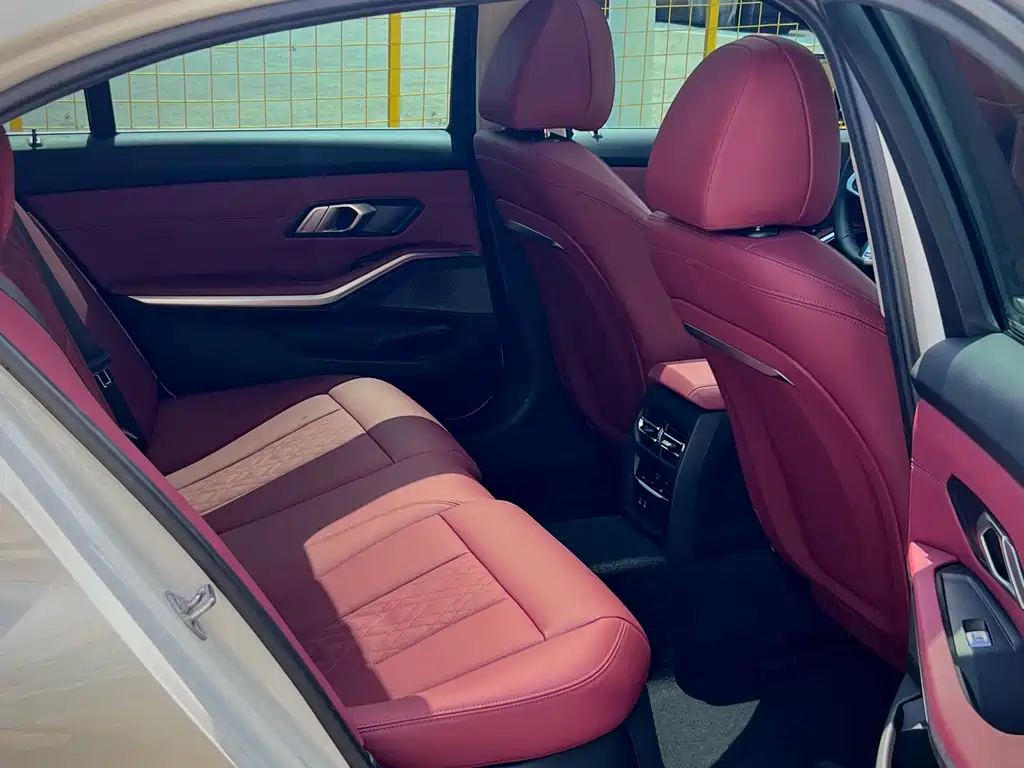 BMW i3 — миниатюра 10