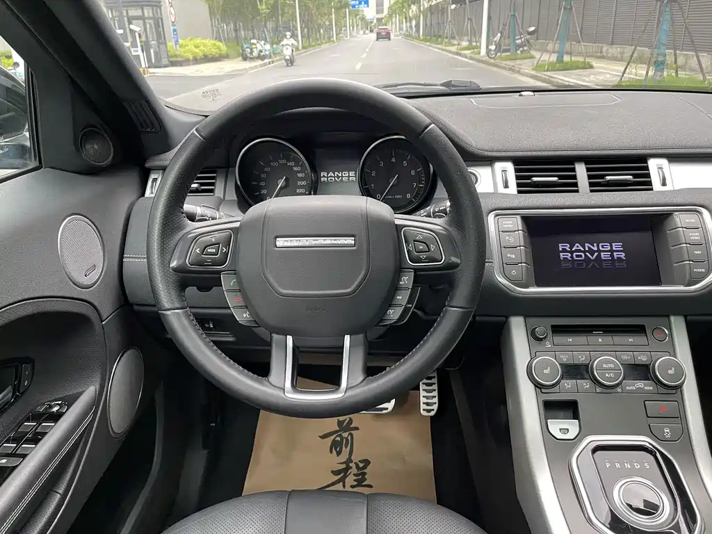 Land Rover Evoque (Import) — миниатюра 10
