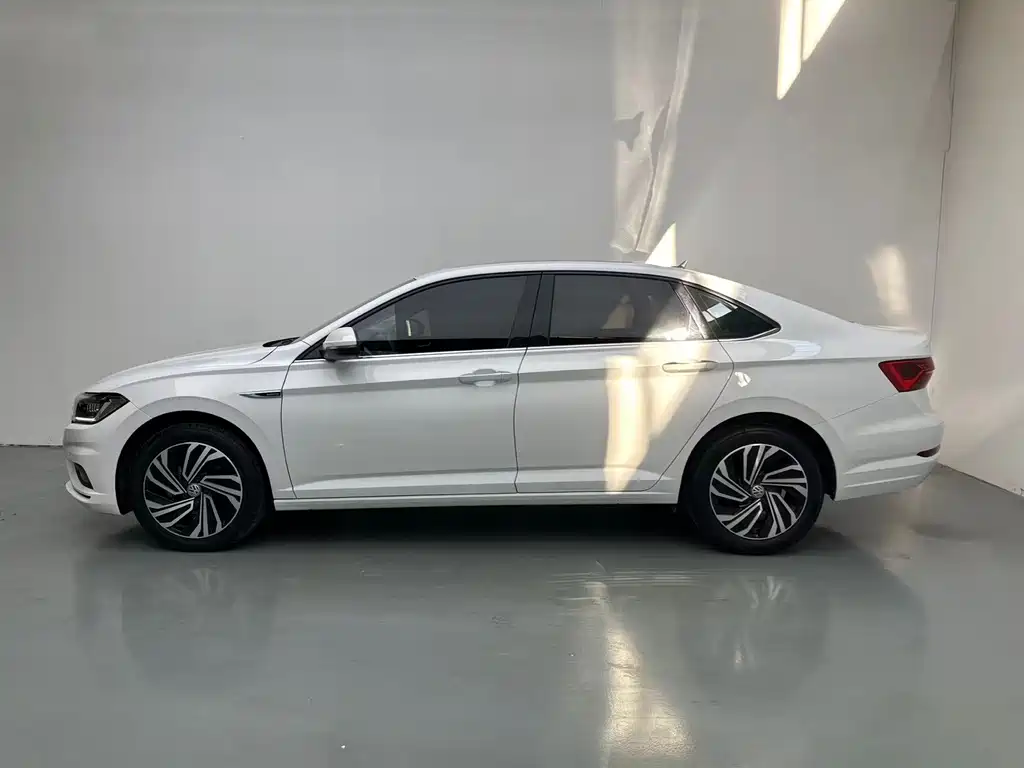 Volkswagen Sagitar — миниатюра 3