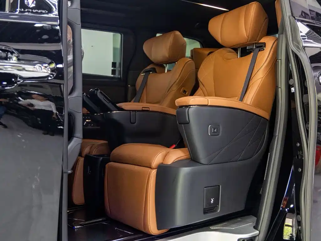 Toyota Alphard 2026 2.5L AT