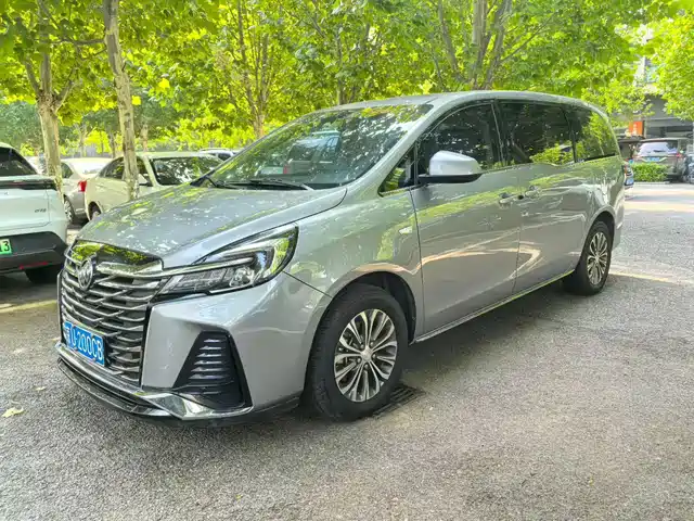 2023 Buick GL8