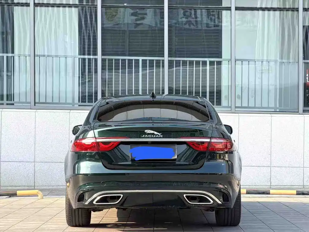 Jaguar XFL — миниатюра 12