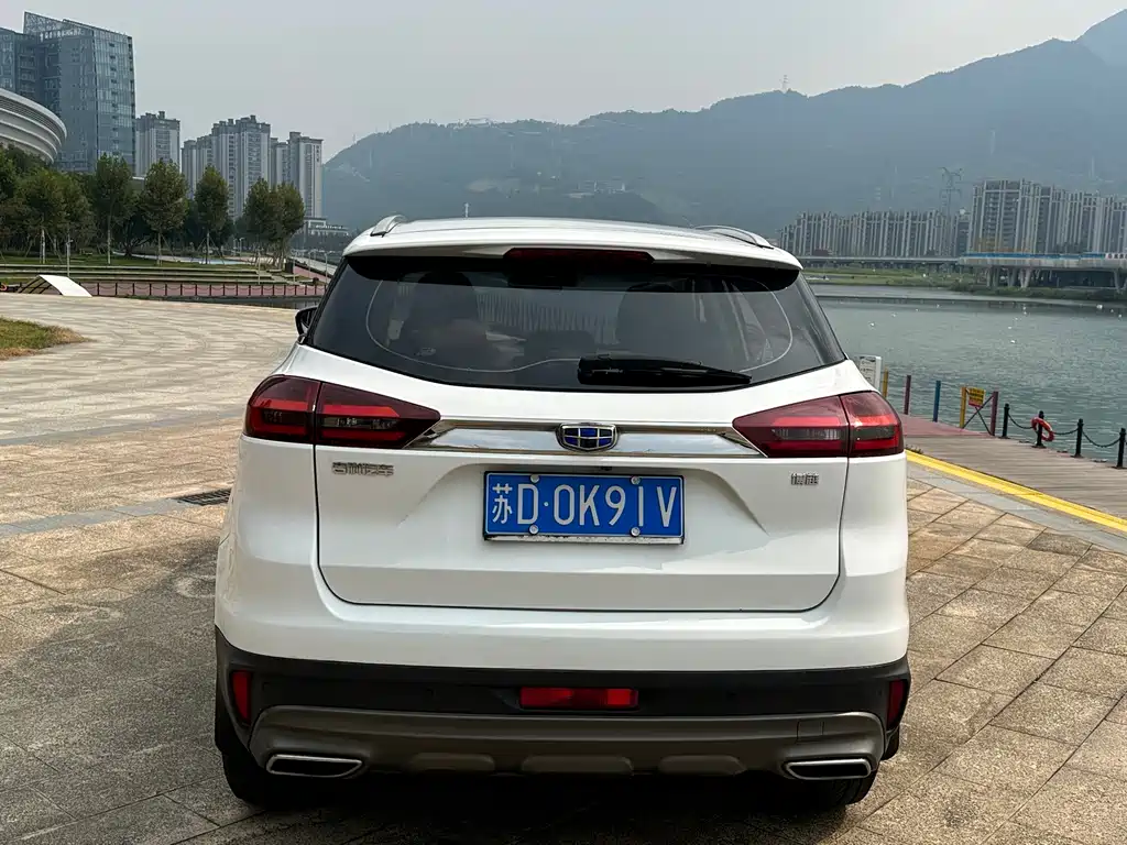 Geely Boyue — миниатюра 5