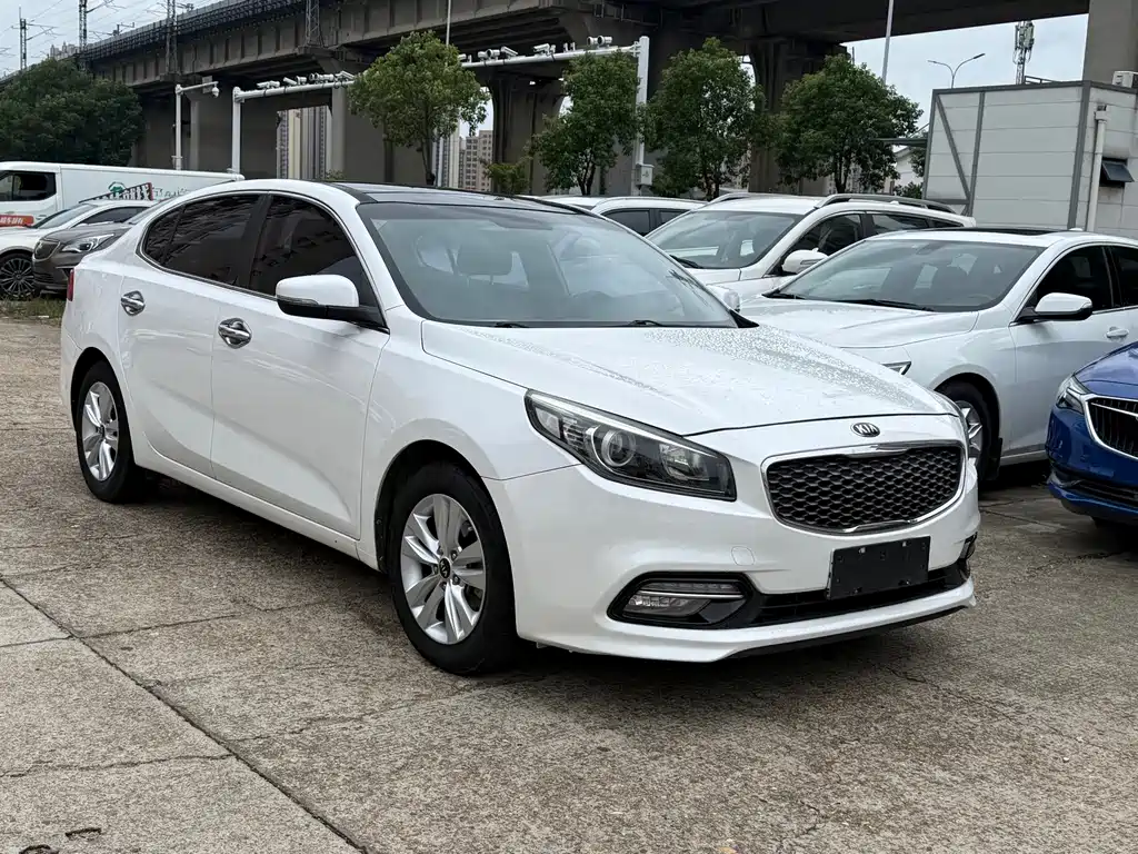 Kia K4