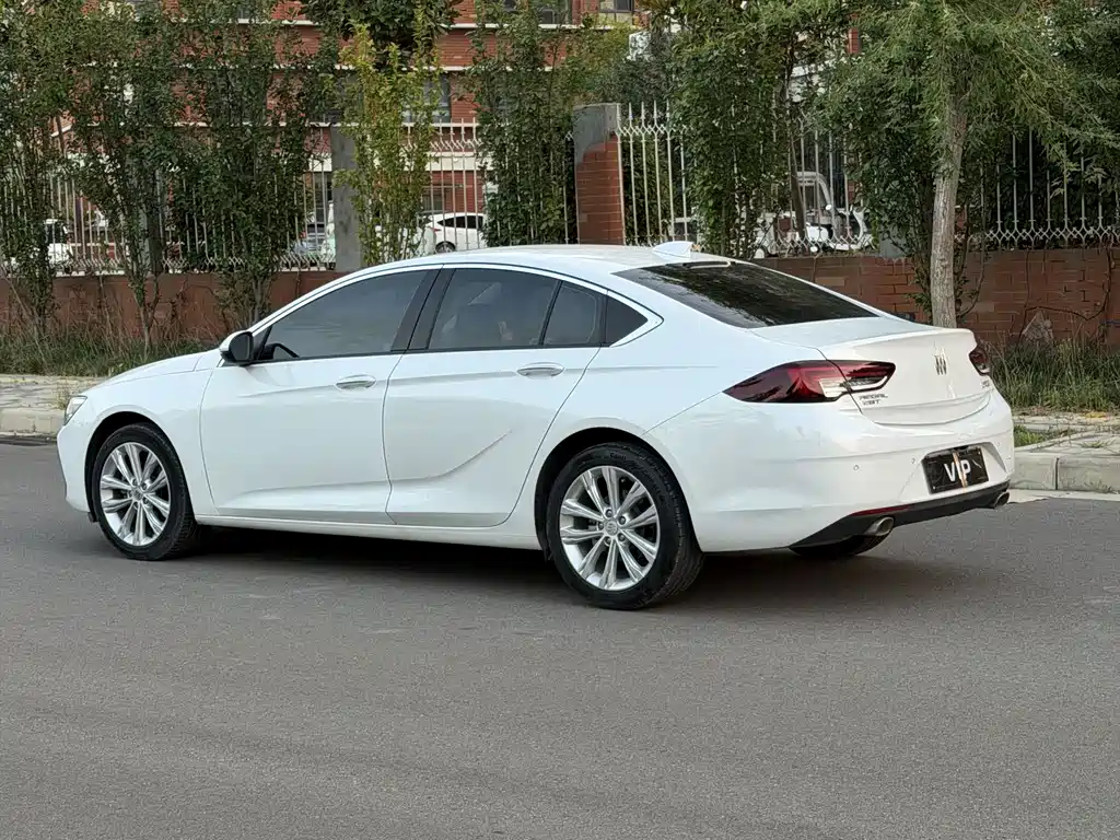 Buick Regal — миниатюра 4