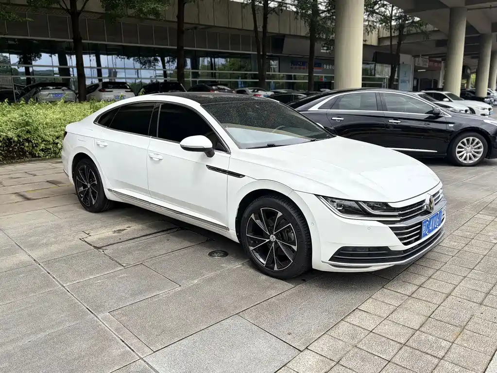 Volkswagen CC — миниатюра 3