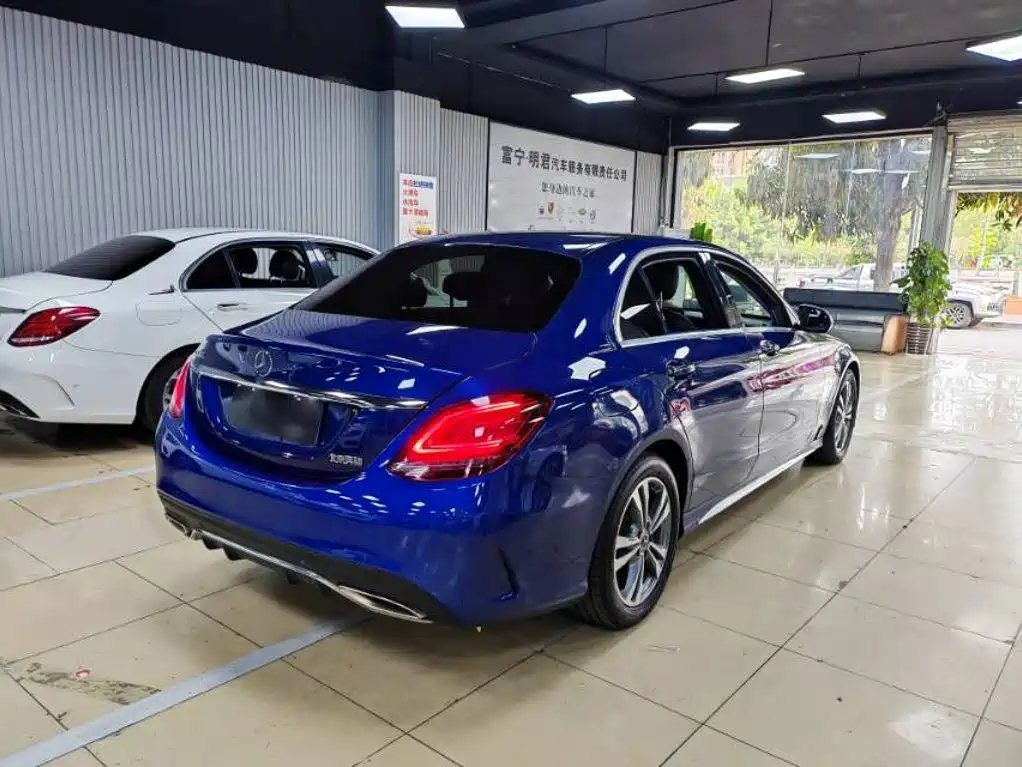 Mercedes-Benz C-Class — миниатюра 9