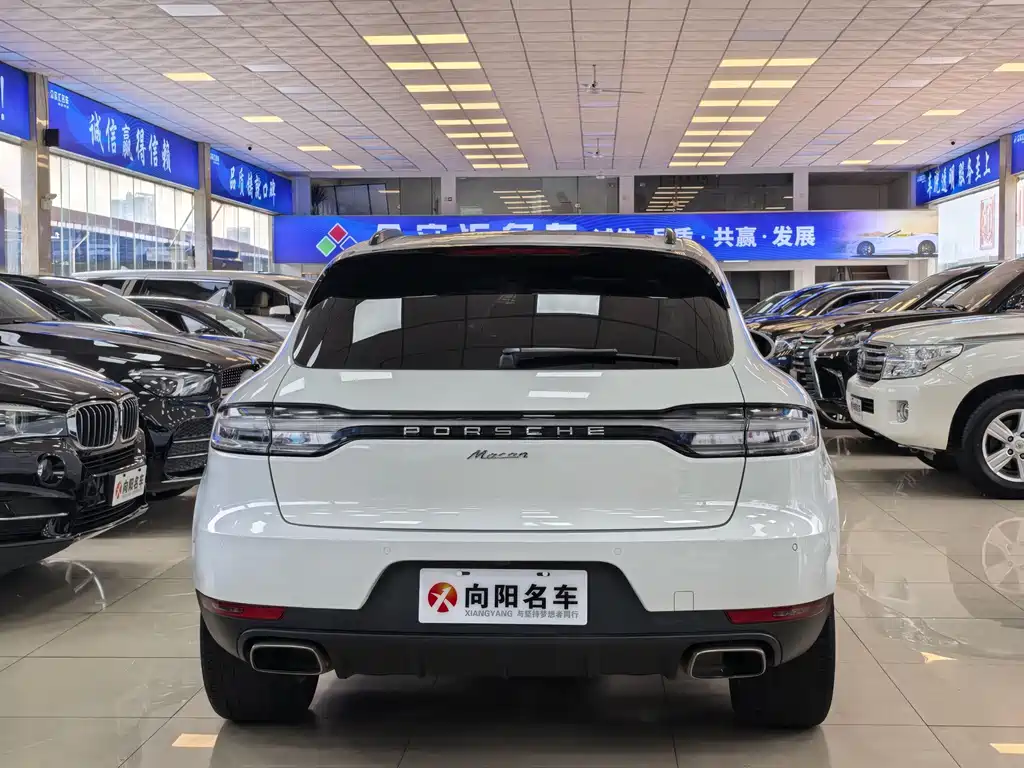 Porsche Macan — миниатюра 4