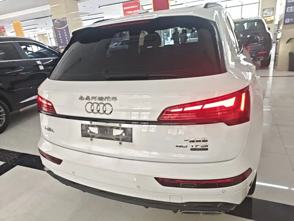 Audi Q5L — миниатюра 6