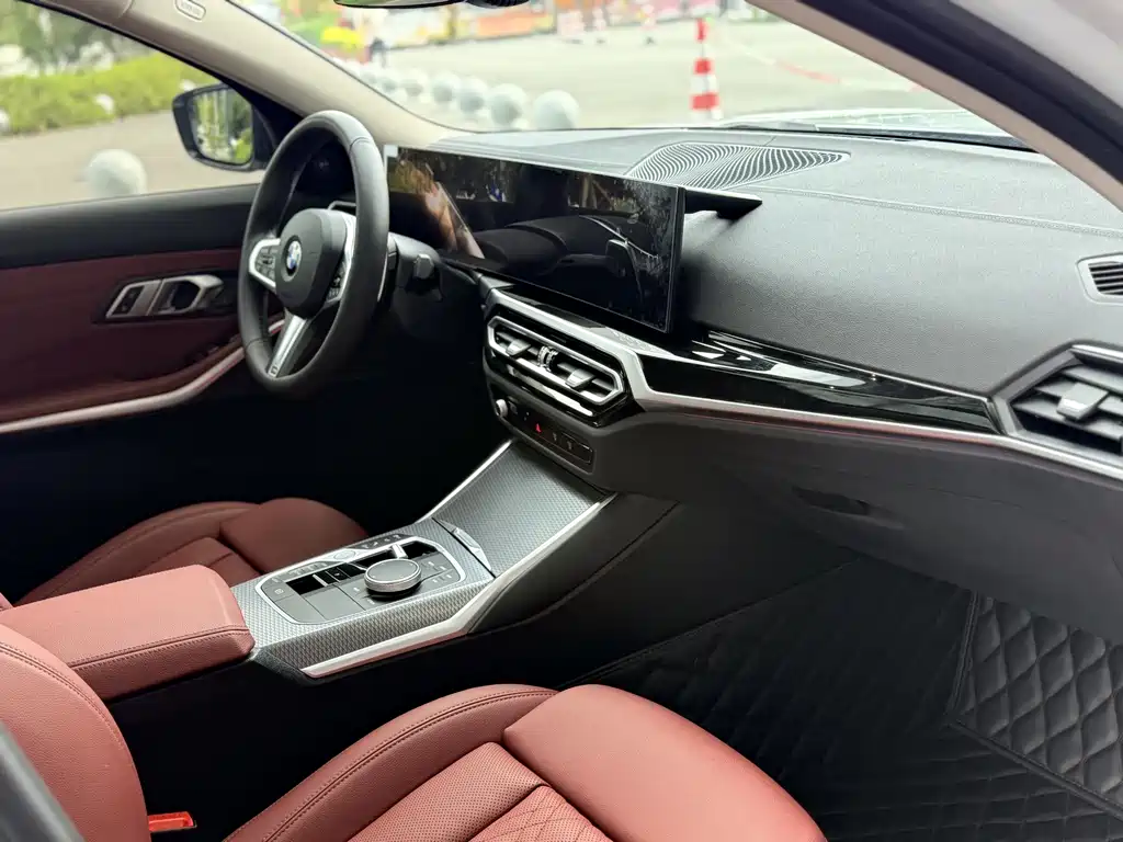 BMW 3 Series — миниатюра 11