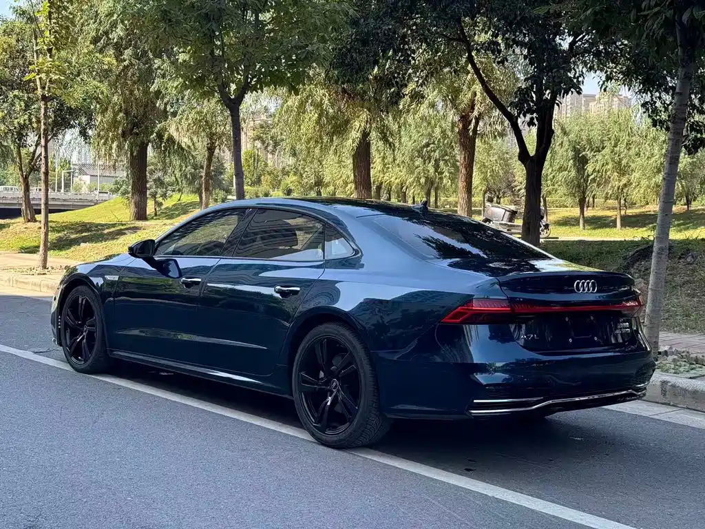 Audi A7L — миниатюра 4