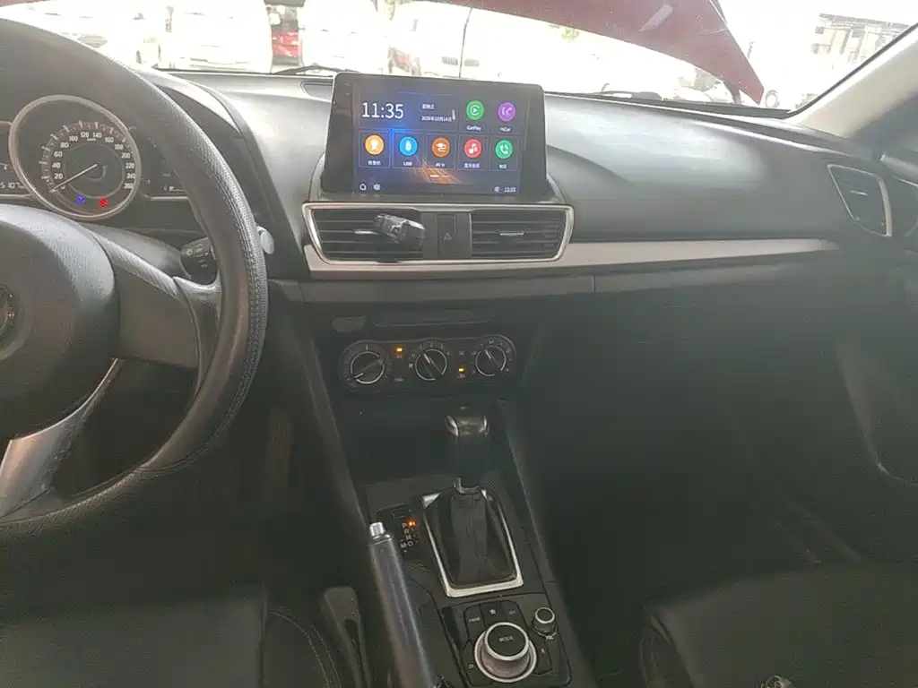 Mazda 3 Axela — миниатюра 13