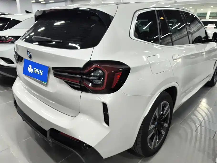 BMW iX3 — миниатюра 3