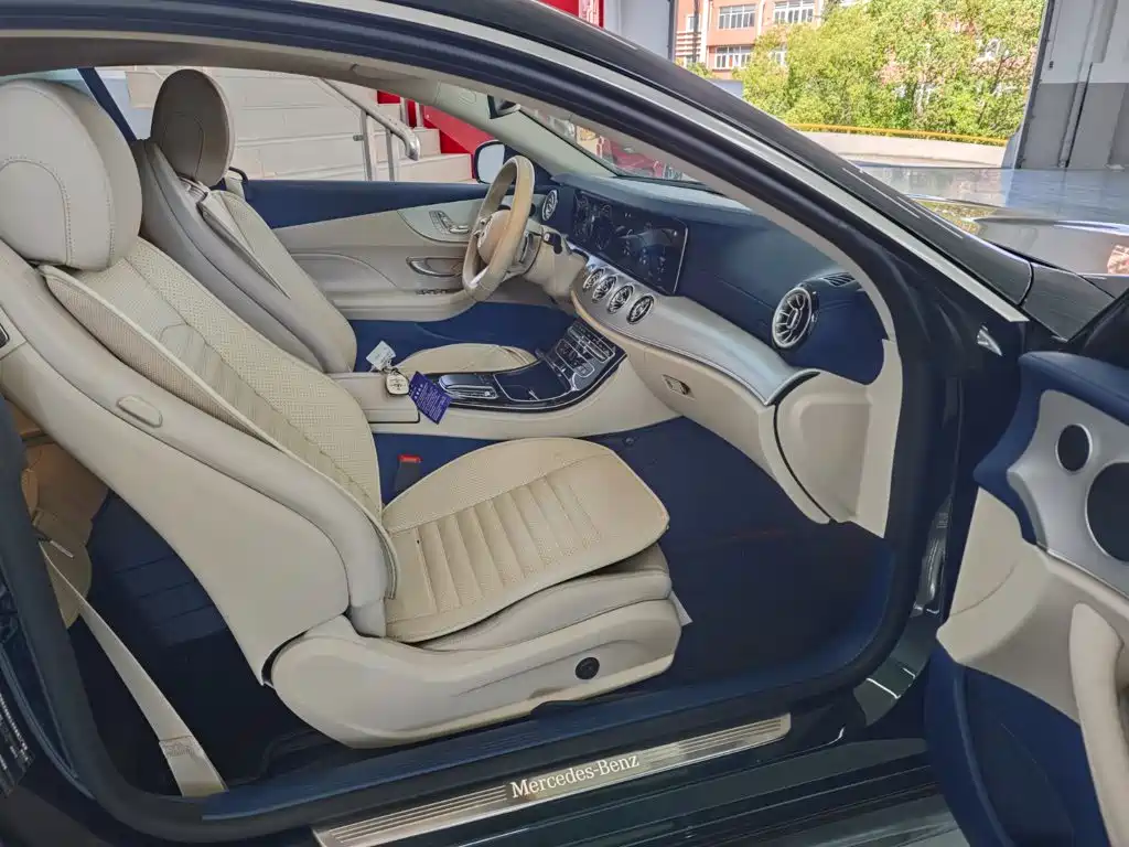 Mercedes-Benz E-Class (Import) — миниатюра 19