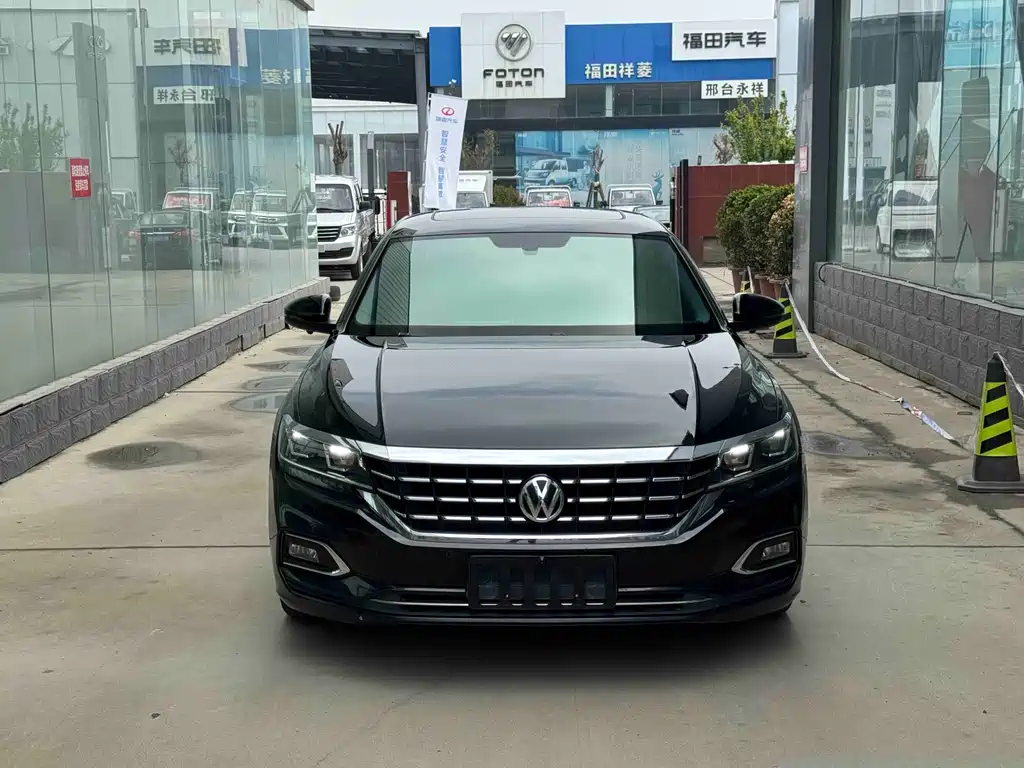 Volkswagen Passat 2019 330TSI Elite VI