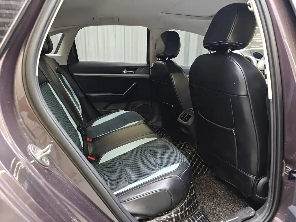 Volkswagen Lavida — миниатюра 19