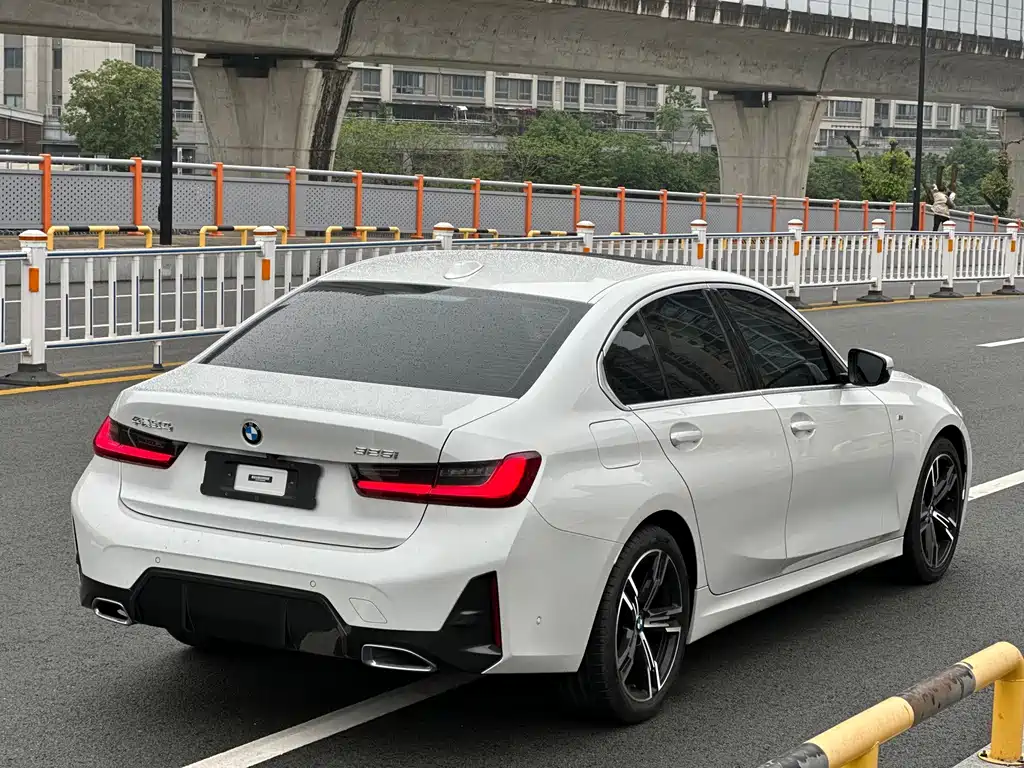 BMW 3 Series — миниатюра 14