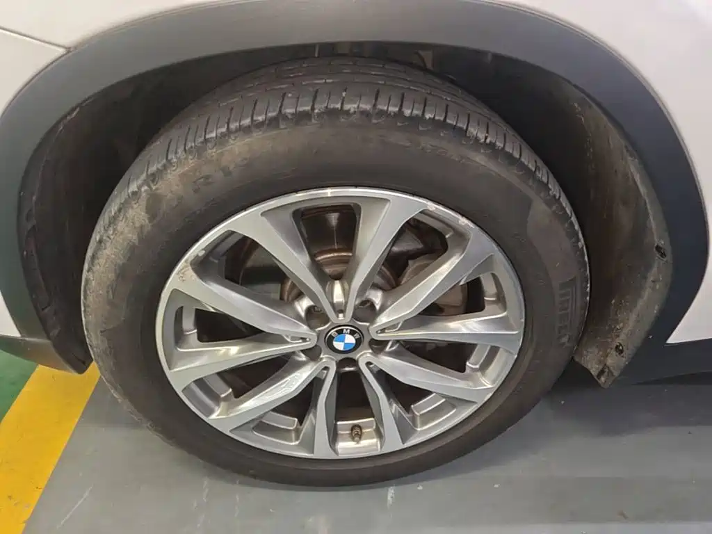 BMW X3 — миниатюра 23