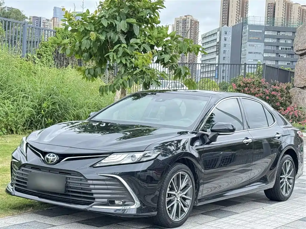 Toyota Camry 2023