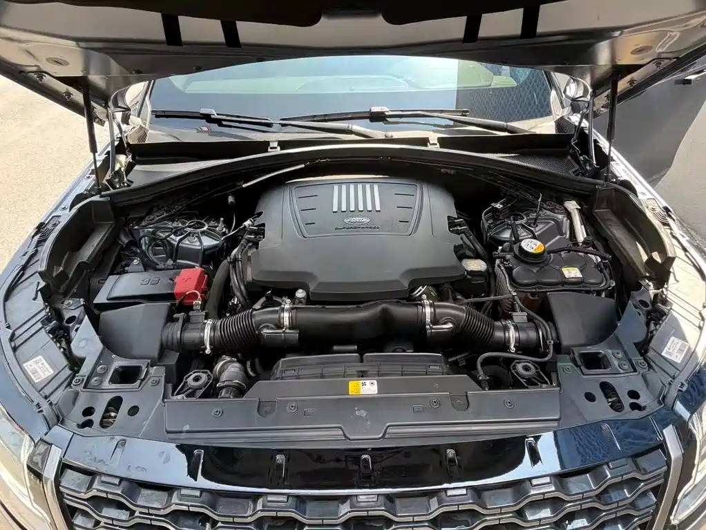 Land Rover Velar — миниатюра 7