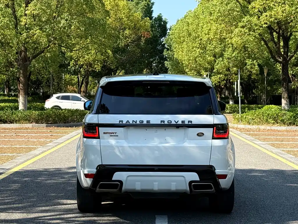 Land Rover Sport — миниатюра 5