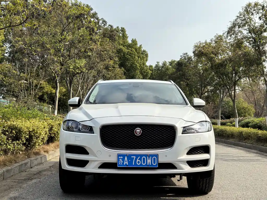 Jaguar F-Pace 2020 2.0T Premium