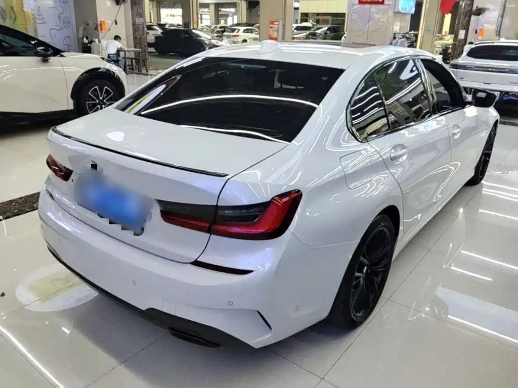 BMW 3 Series — миниатюра 7