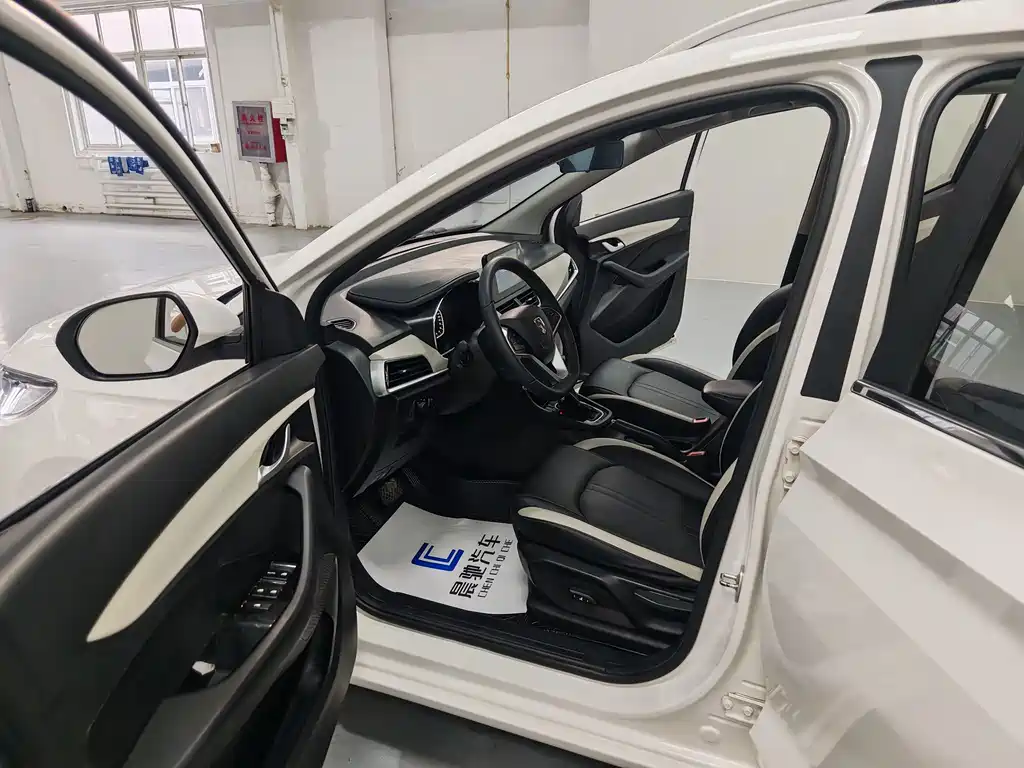 Baojun 360 — миниатюра 8