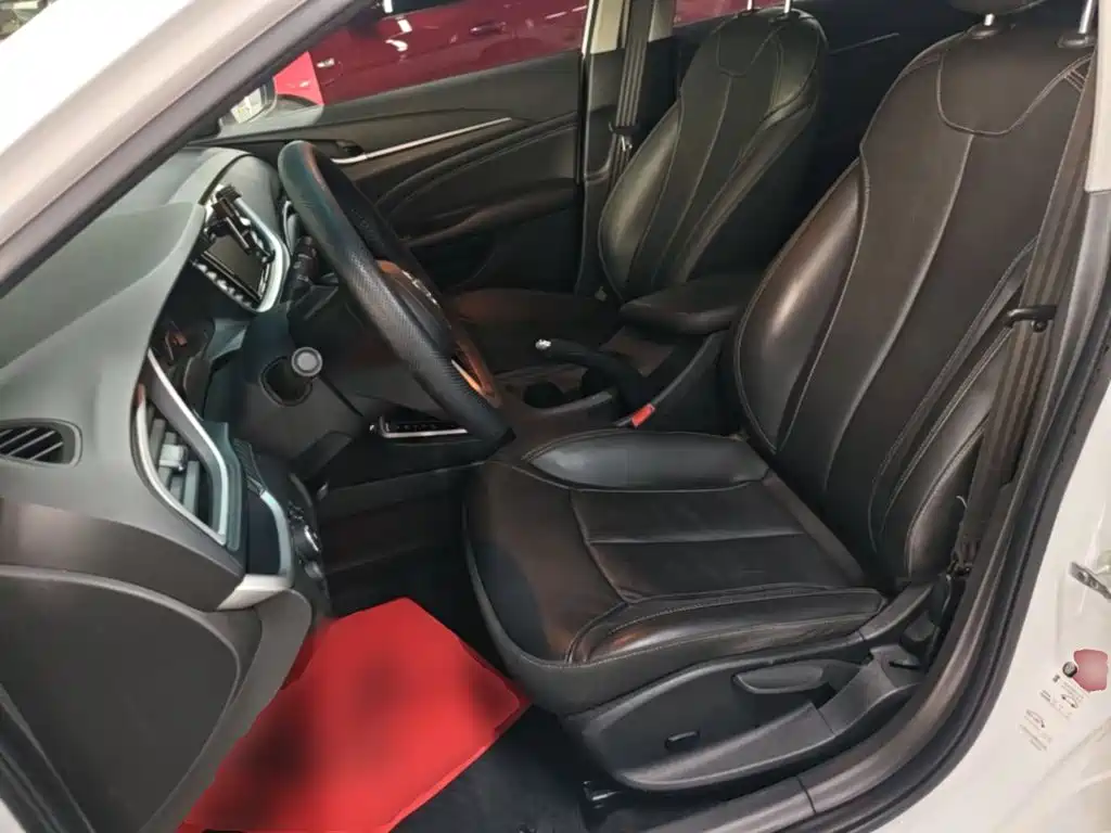 Buick Excelle — миниатюра 15