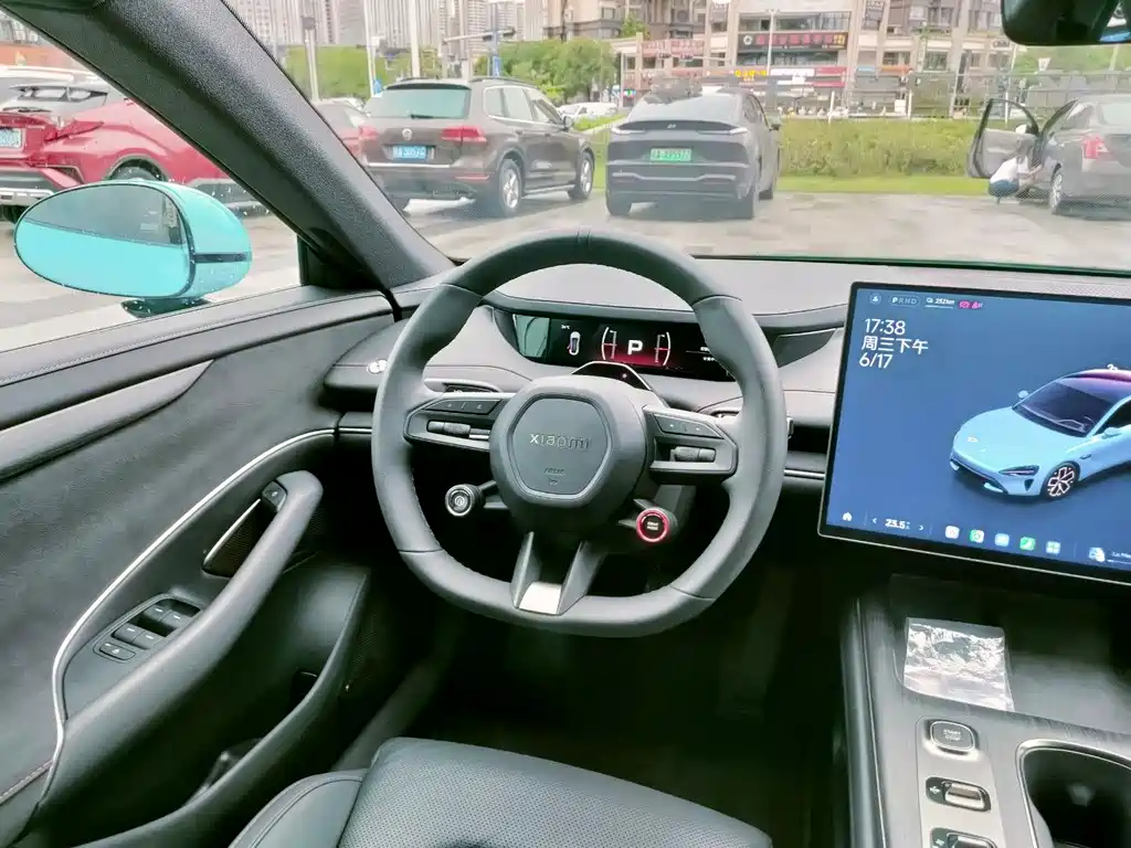 Xiaomi SU7 — миниатюра 18
