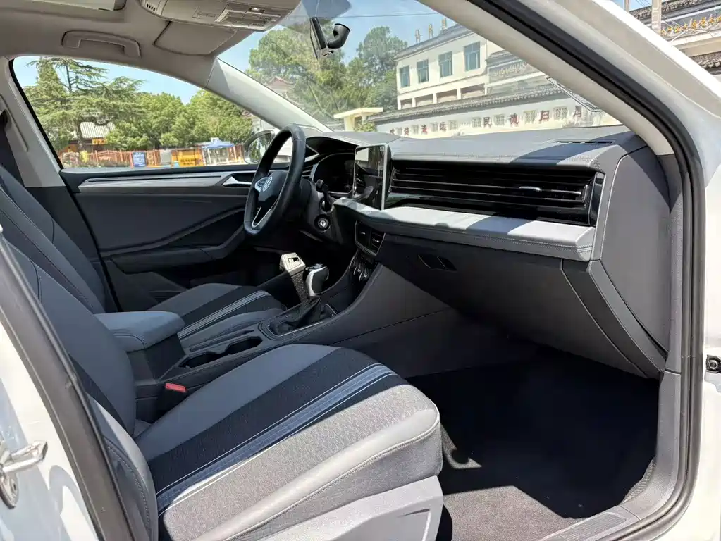 Volkswagen Sagitar — миниатюра 9
