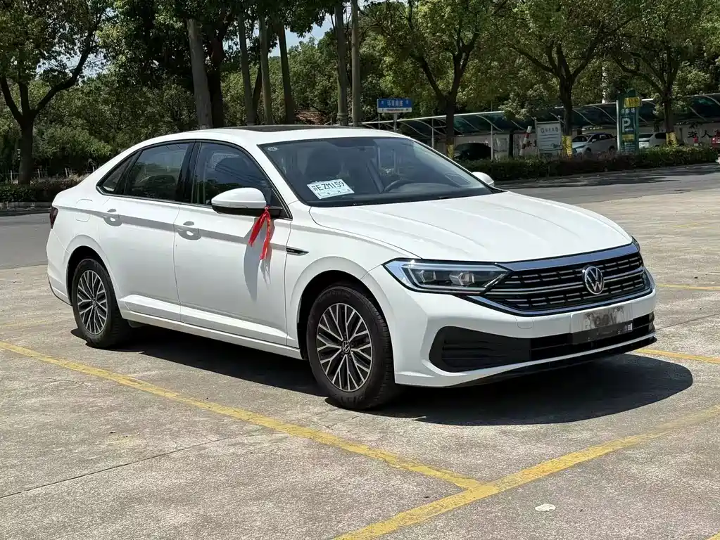Volkswagen Sagitar — миниатюра 3