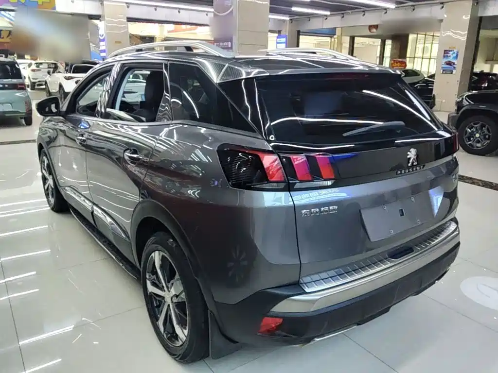 Peugeot 4008 — миниатюра 5