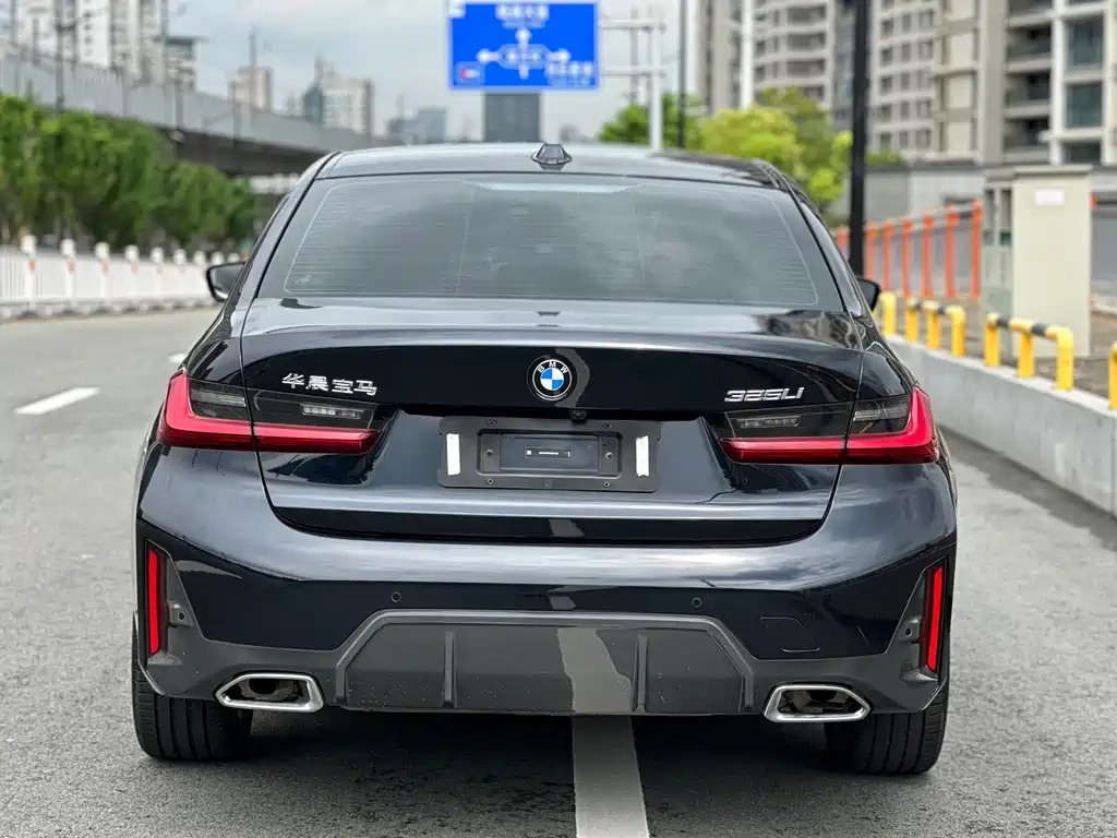 BMW 3 Series — миниатюра 13