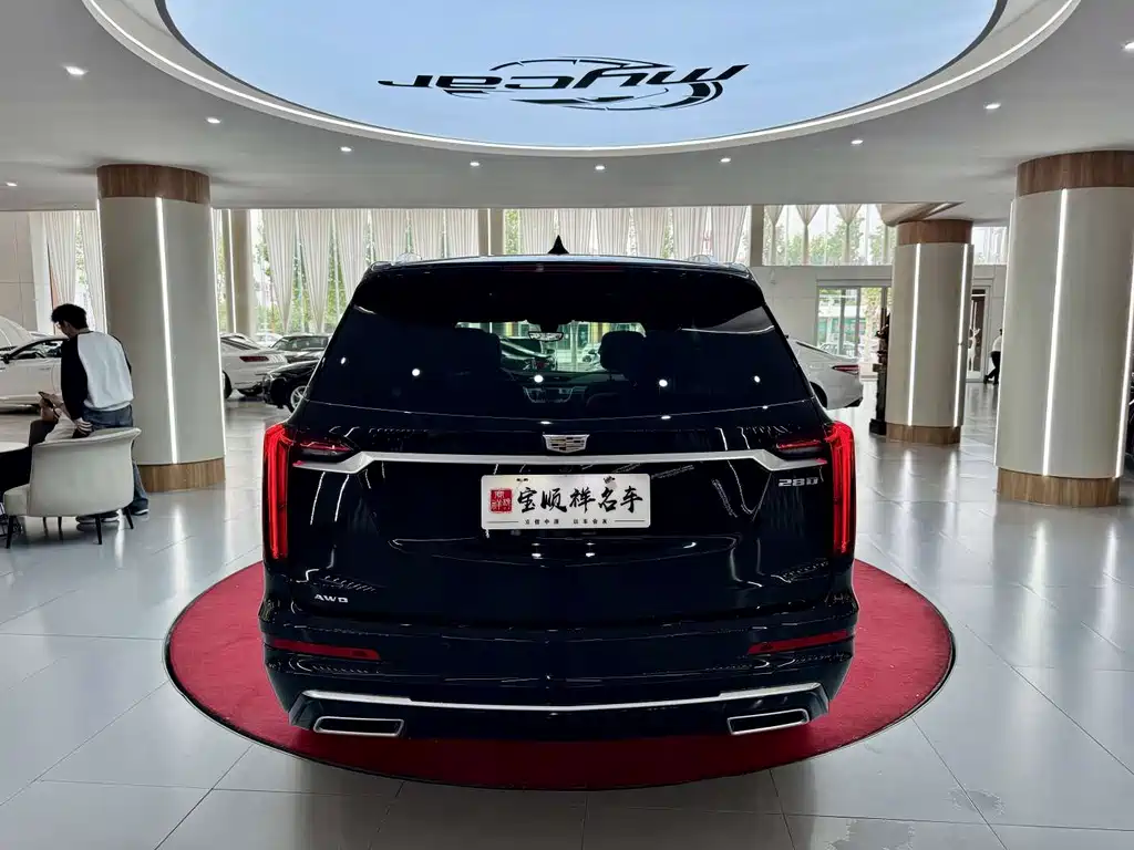 Cadillac XT6 — миниатюра 4