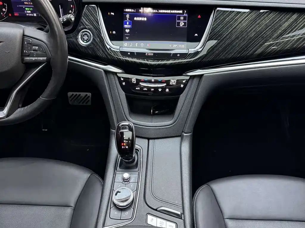 Cadillac XT6 — миниатюра 17