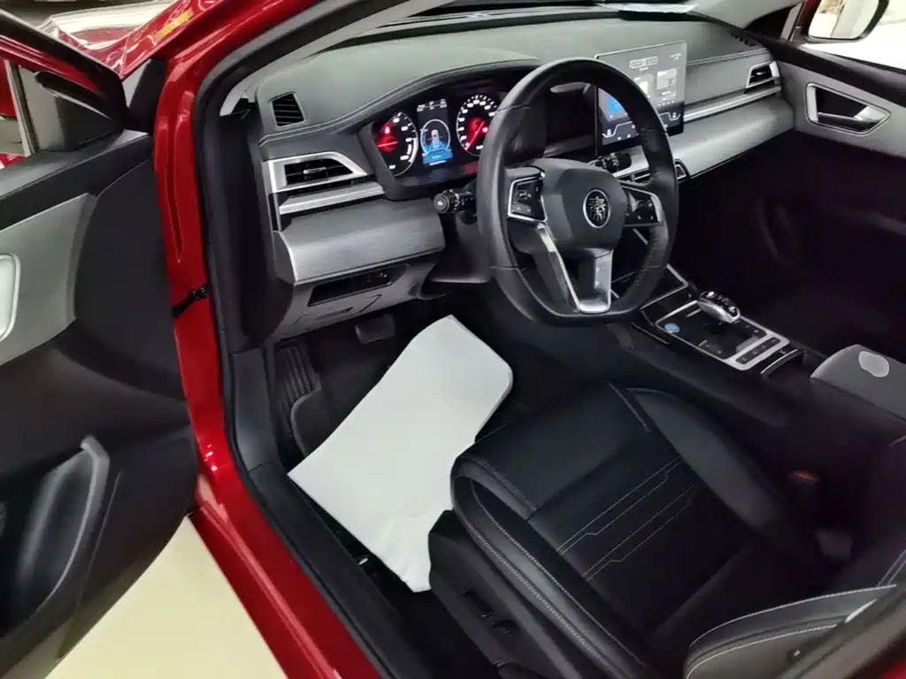 BYD Qin NEV — миниатюра 16