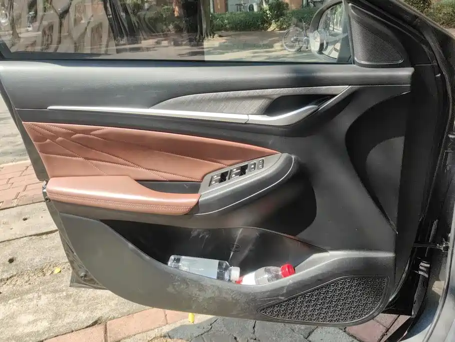 Changan Eado — миниатюра 7