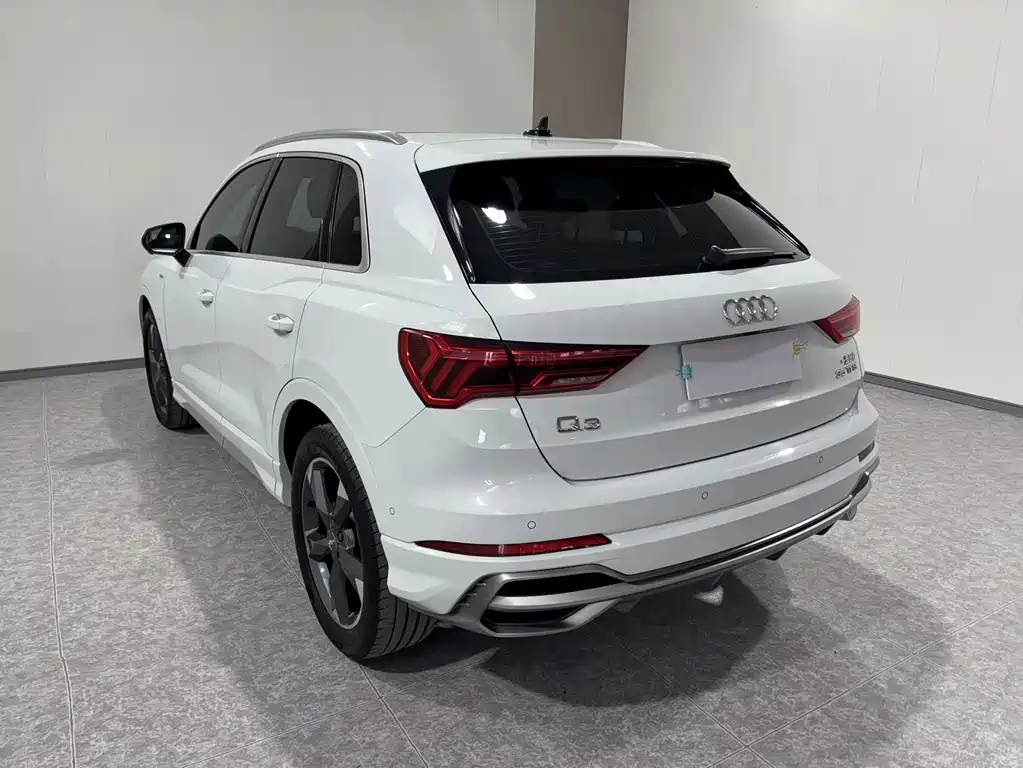 Audi Q3 — миниатюра 5