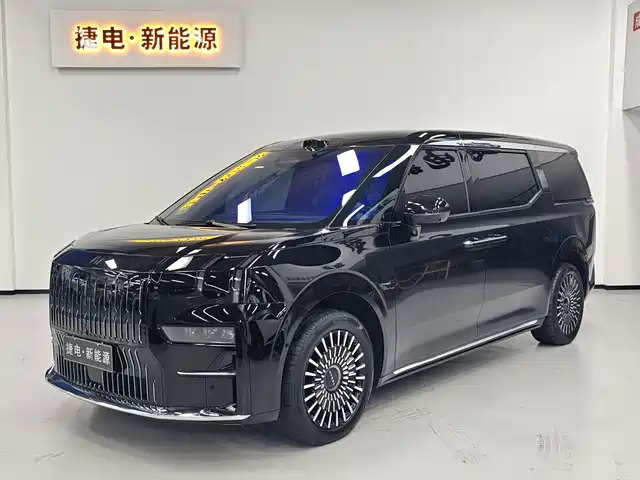 2024 Zeekr 009