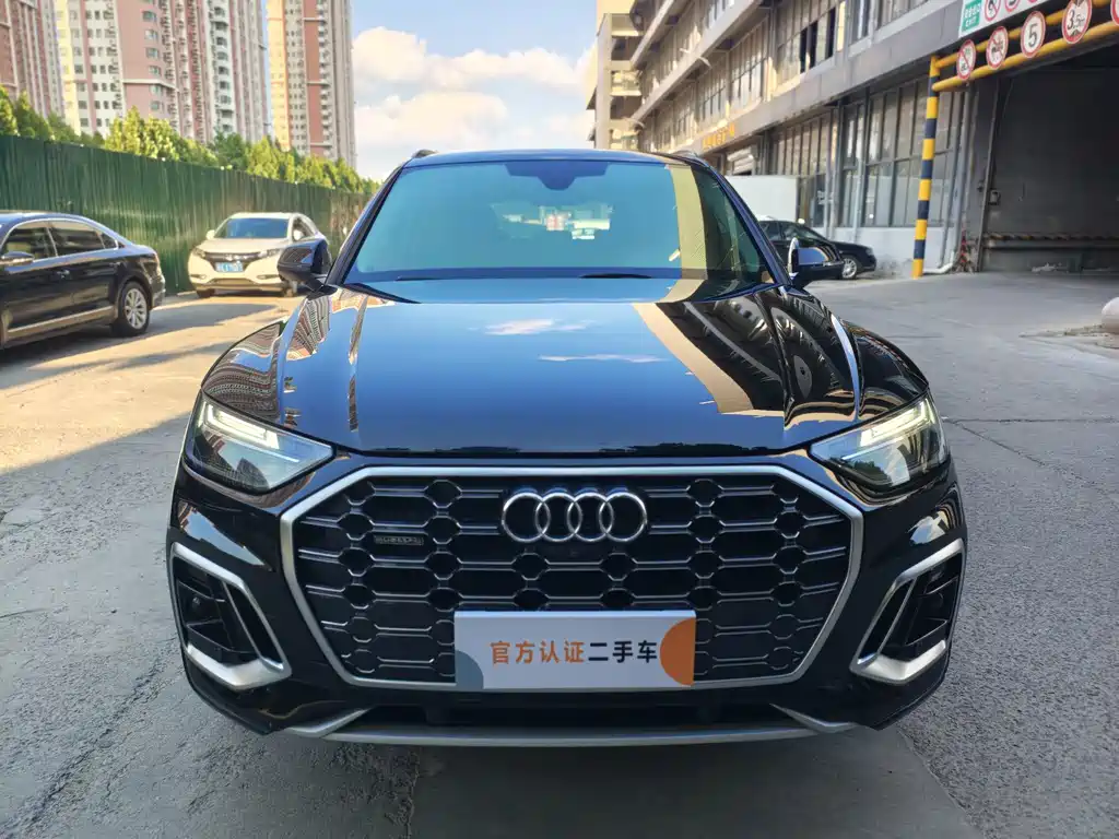 Audi Q5L — миниатюра 2