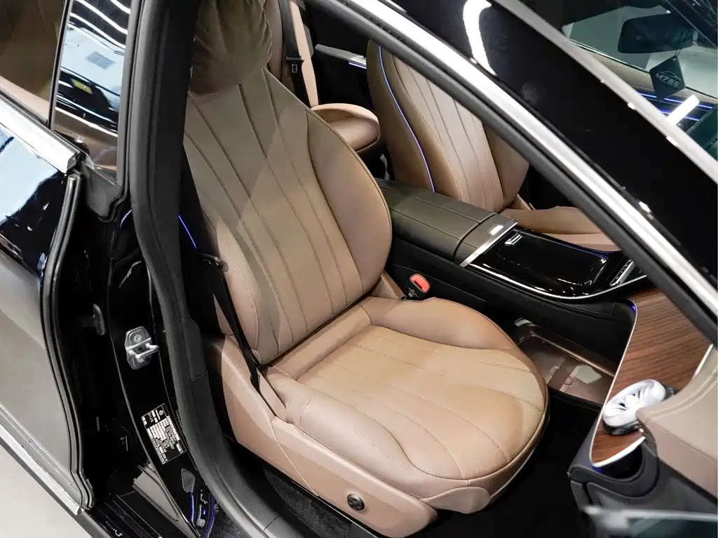 Mercedes-Benz EQE — миниатюра 12