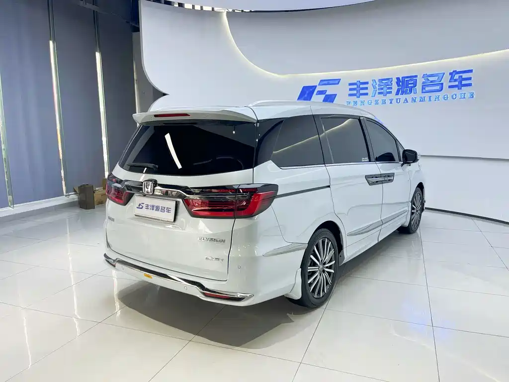 Honda Elysion — миниатюра 4