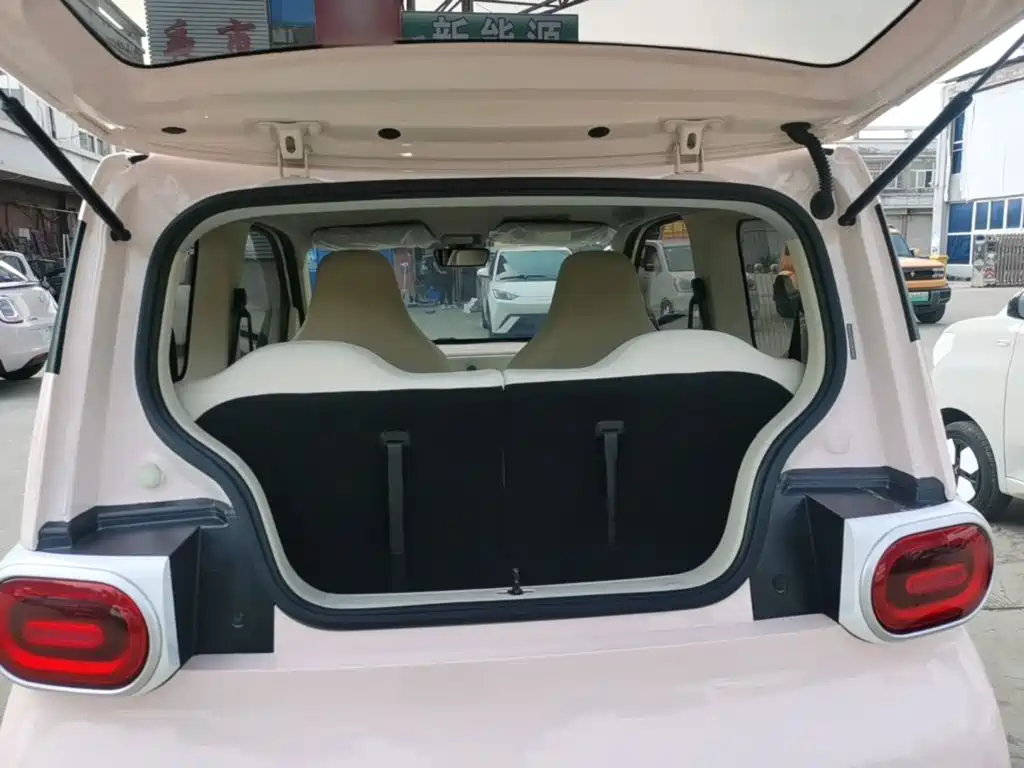 Wuling MINIEV — миниатюра 19
