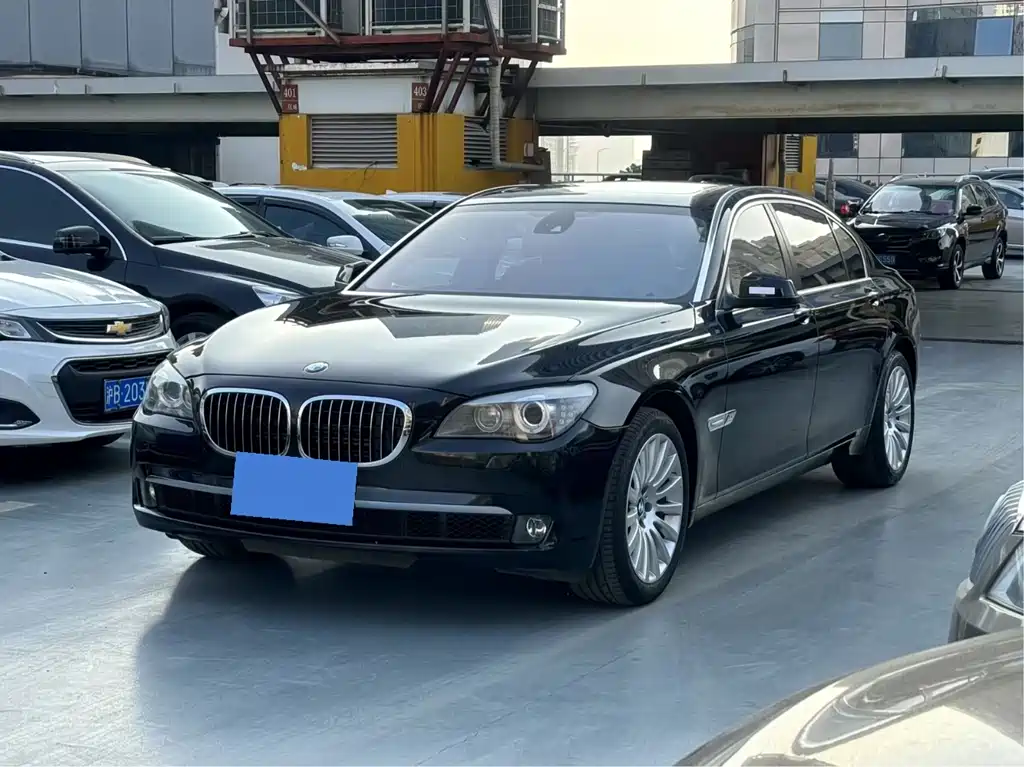 BMW 7 Series 2011