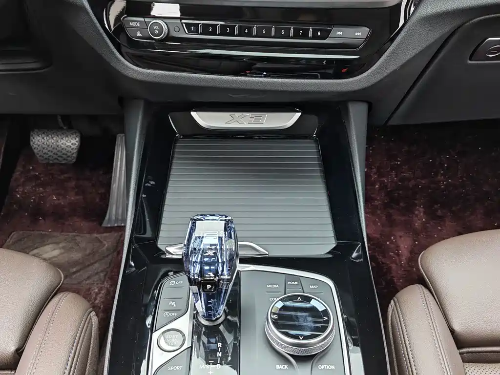 BMW X3 — миниатюра 8
